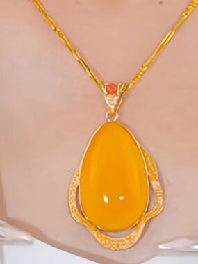 2025 Ice Gold-Plated Necklace with Yellow Teardrop Pendant